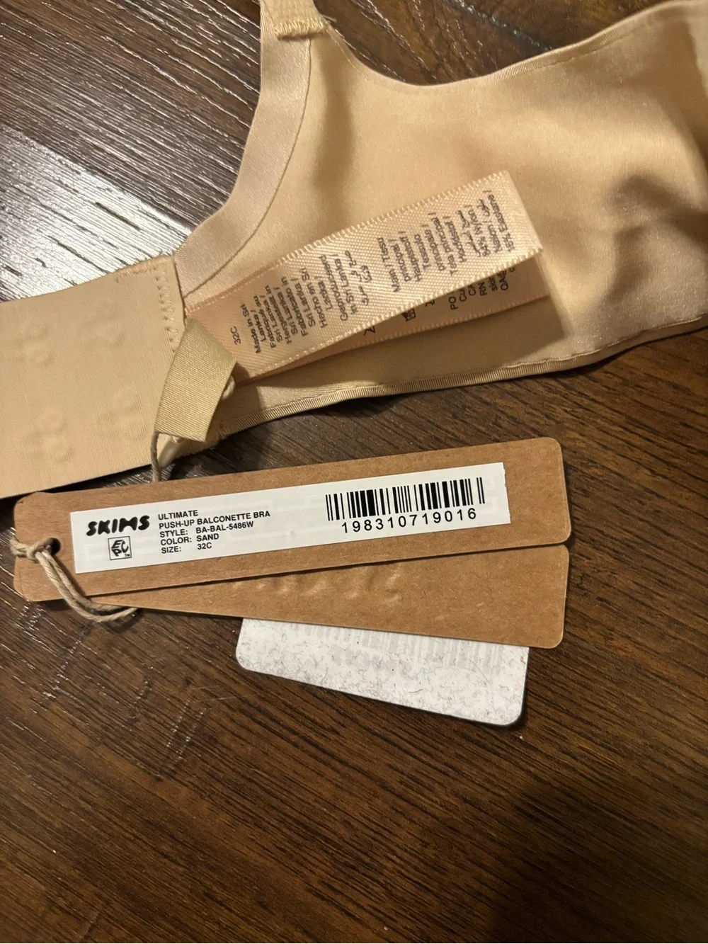 NWT SKIMS Ultimate Push-Up Balconette Bra in Sand - Picture 8 of 8
